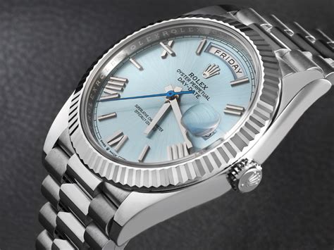 fluted bezel meaning.